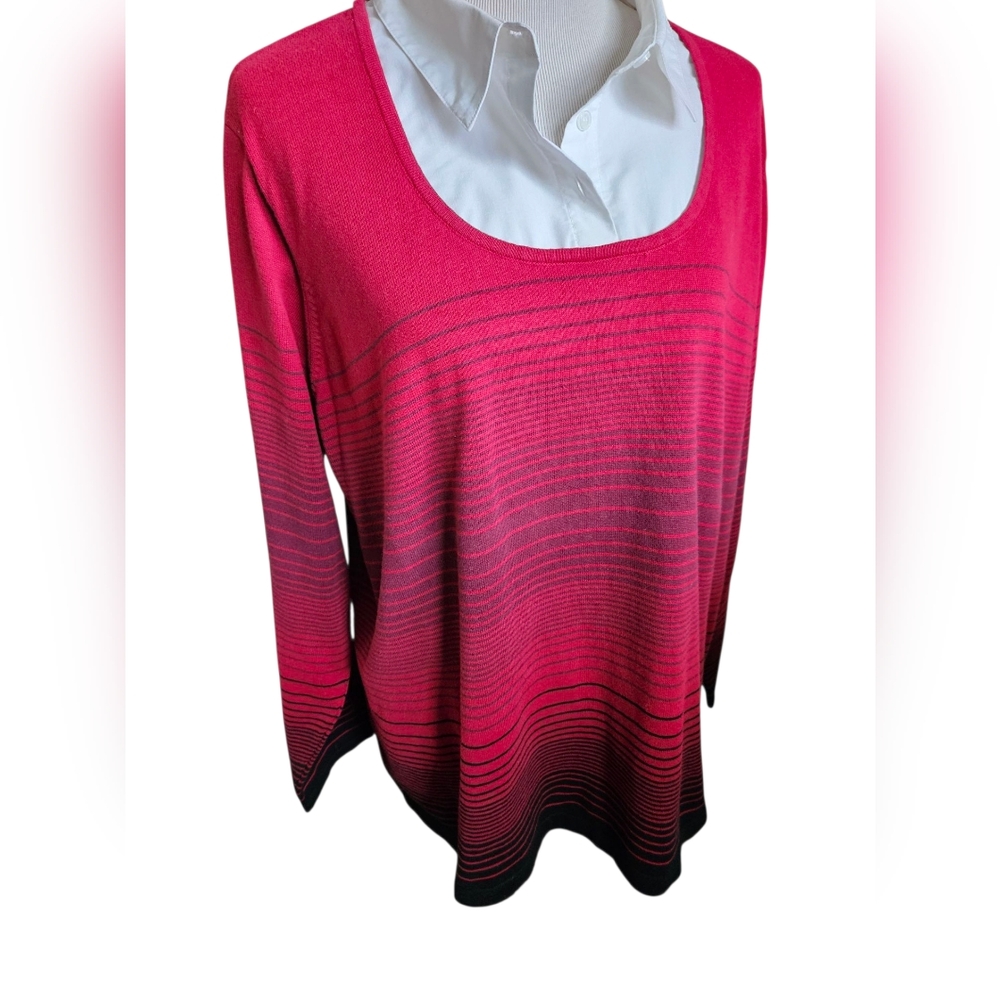 Elegant Red Ombre Women's Collered  Top Size 3X.